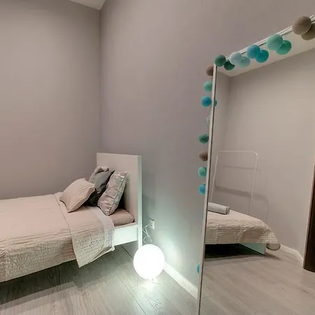 Bpr Apaczai Street Design * Budapest
