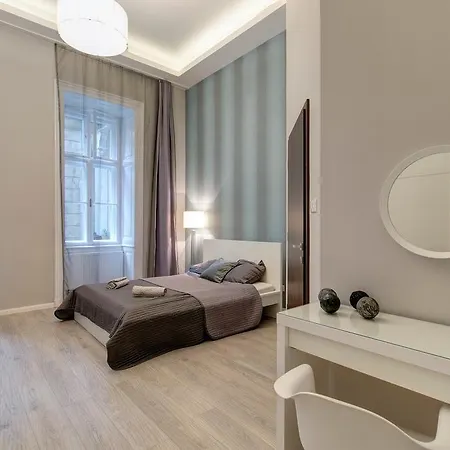 Bpr Apaczai Street Design Budapest