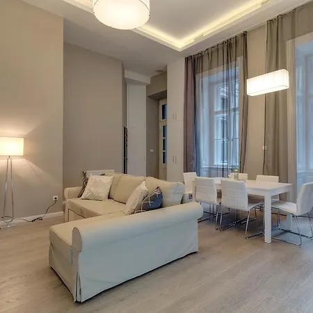 Appartamento Bpr Apaczai Street Design *