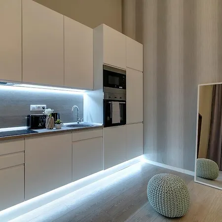 Bpr Apaczai Street Design * Budapest